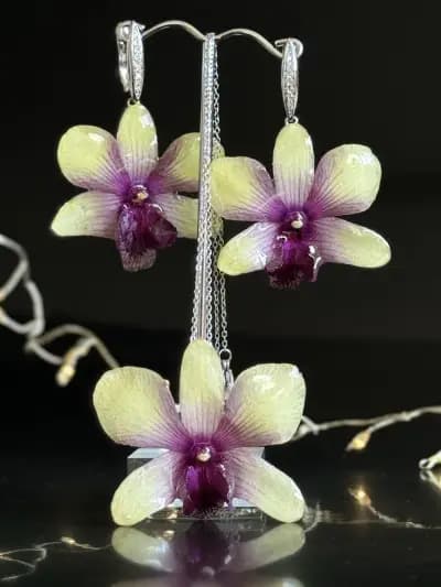 Megan Flower Life