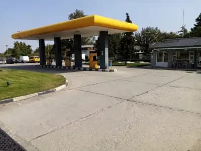 Бензиностанция К енд М