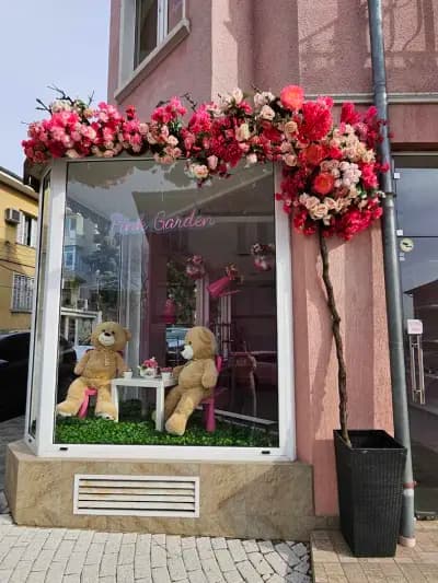 Pink garden Karlovo