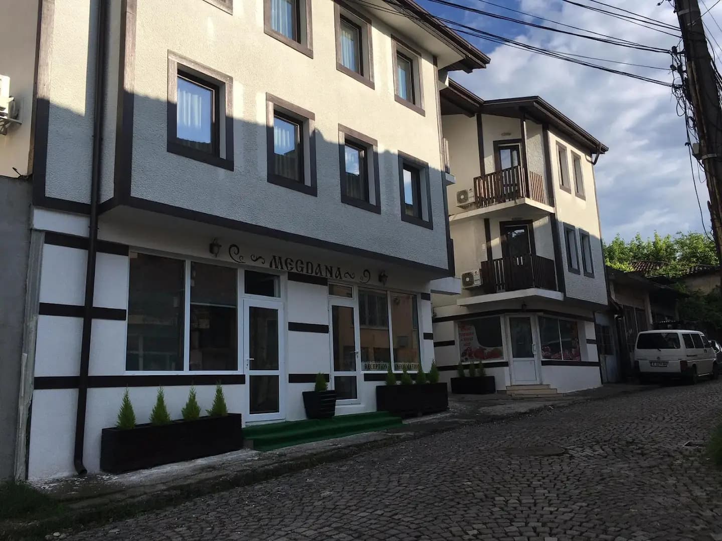 Hotel Megdana