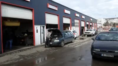 Автомобилни катализатори Мони Кар 2015 ООД