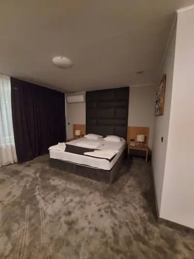 Hotel Caesar 2