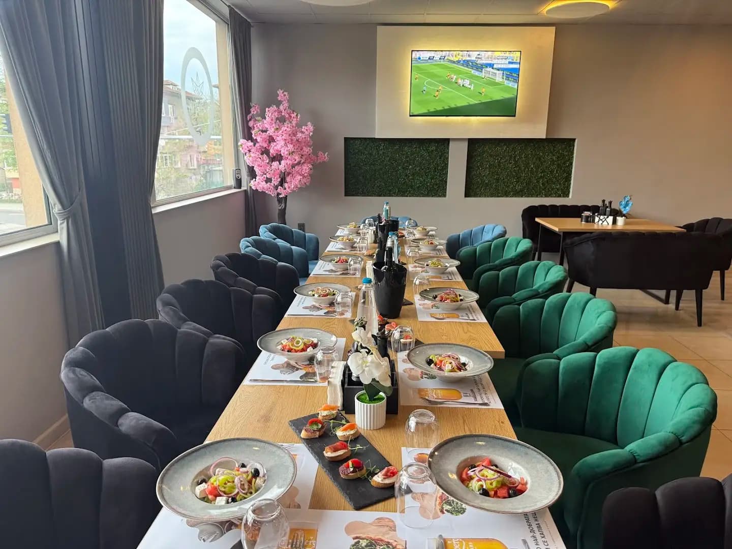 Montik restaurant