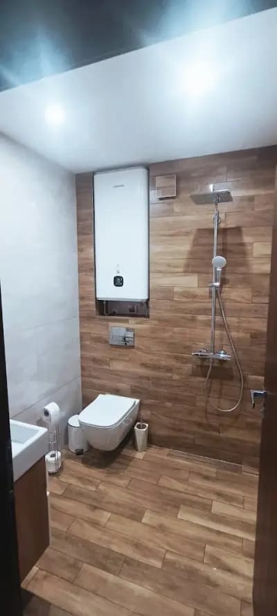 Apartment G17