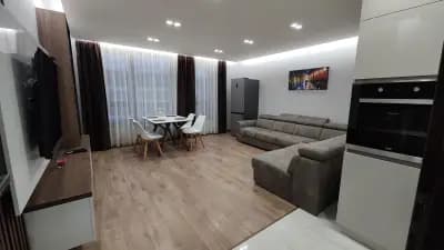 Apartment G17