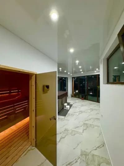 The Hillside Villa