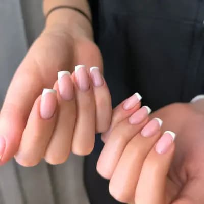 Салон за красота "Golden beauty bar"