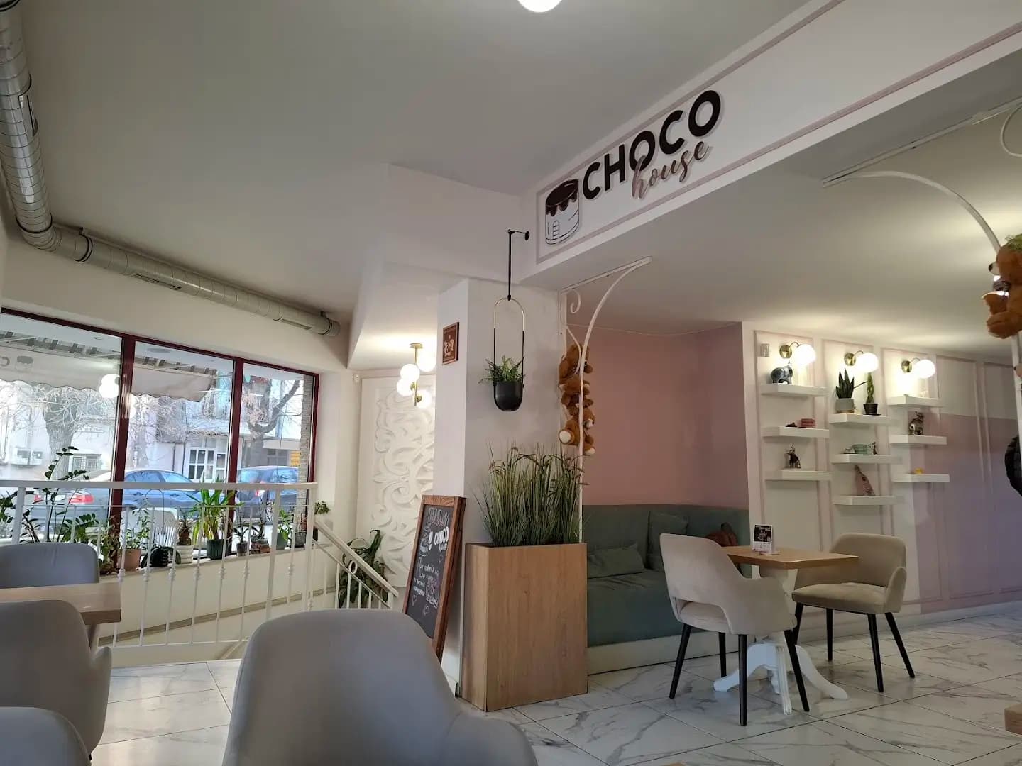 CHOCO House