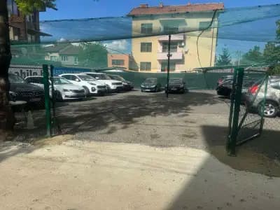 AMIRA AUTO