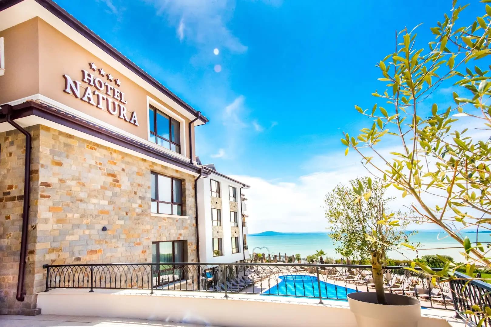 Natura All Seasons Boutique Hotel