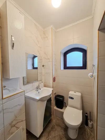 Къща за гости "VILLA JANET"