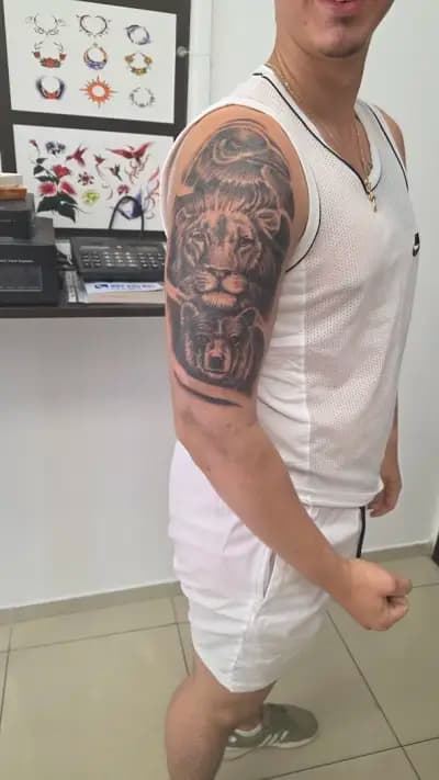 ROBONEEDLE TATTOO