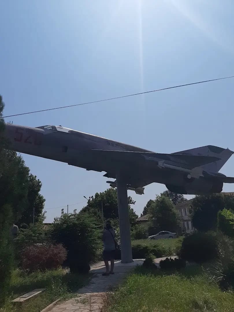 Мемориален комплекс "Нашето летище Узунджово"