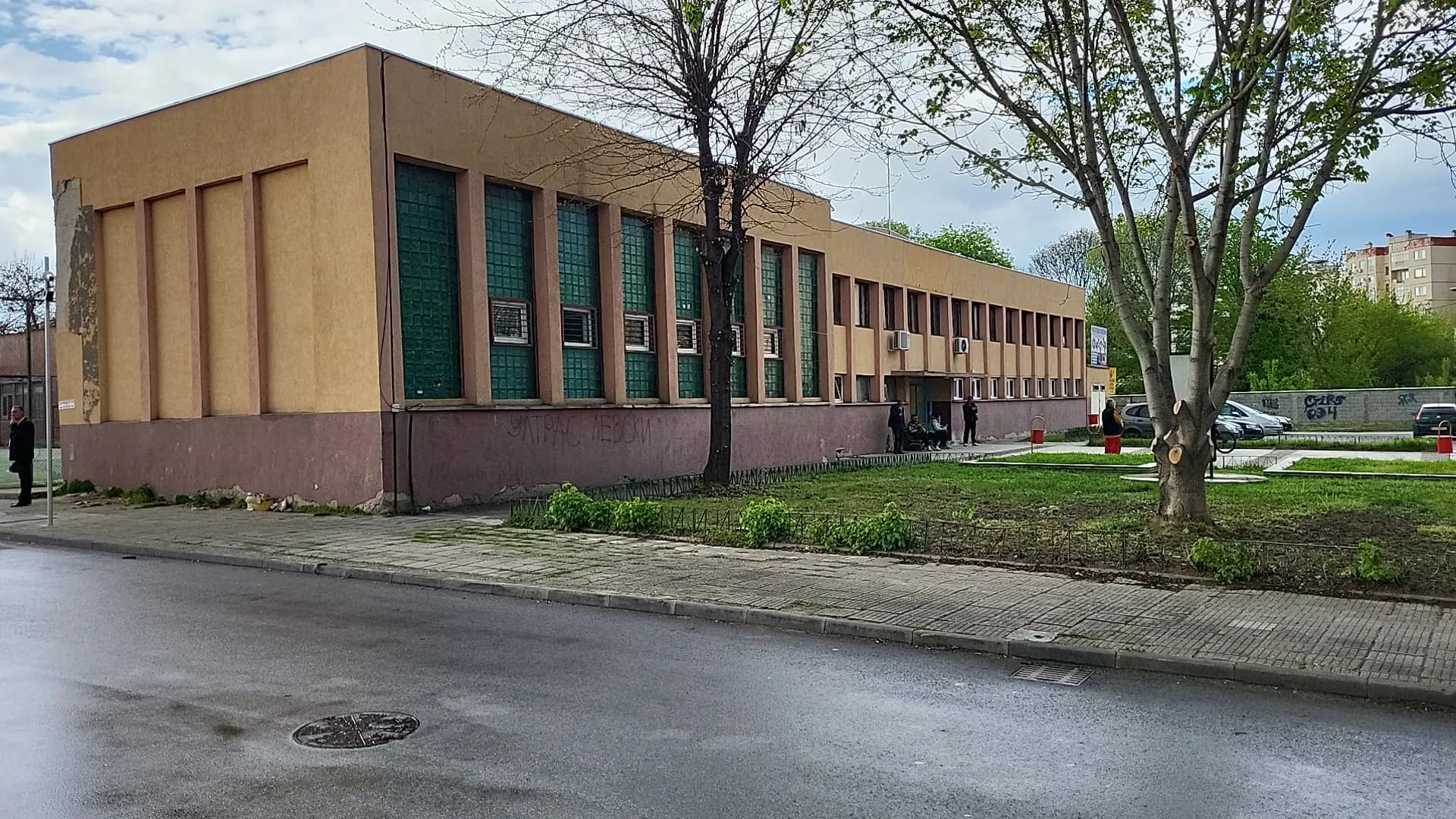 Спортна зала "Хебър"