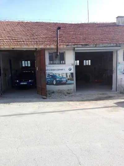 Магазин за авточасти и сервиз