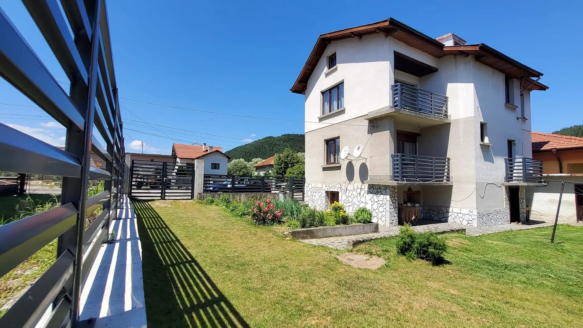 Bulgarane House