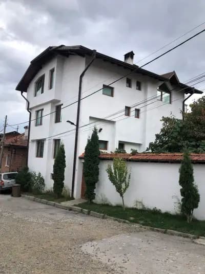 Bayrakova Guest House
