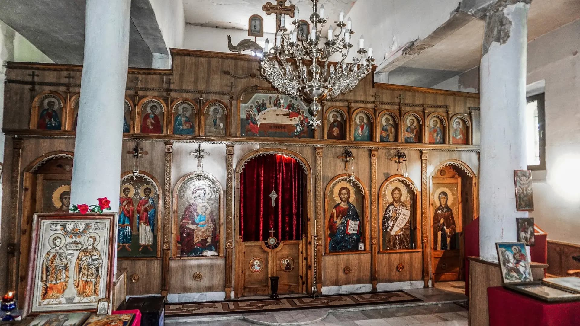 Храм Св. Св. Кузма и Дамян
