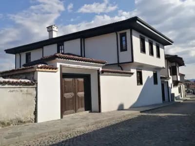 Карлово на длан