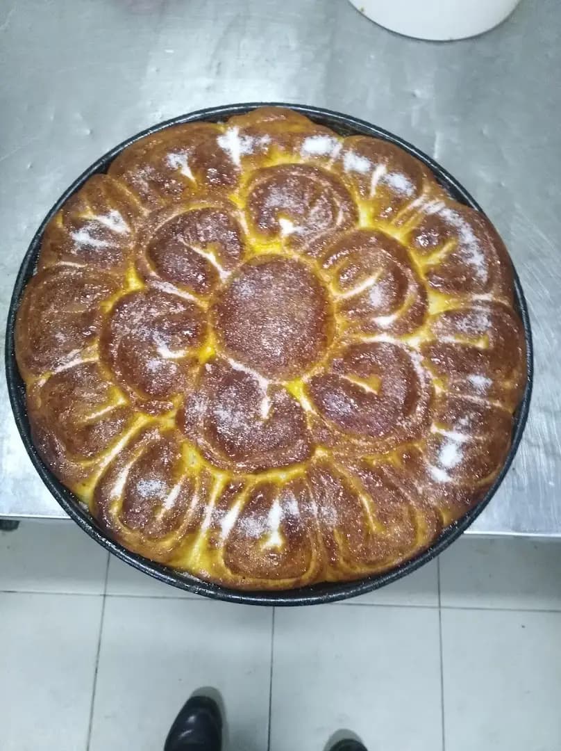 Бай Любе