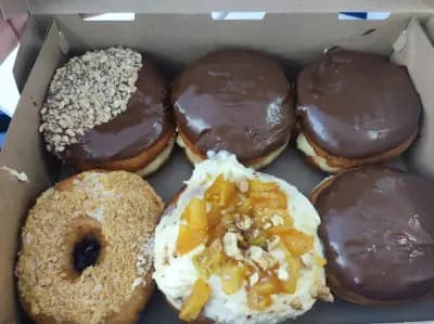 Circles Donut and Bagel Shop