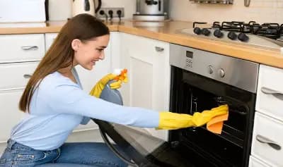 Почистване на дома и офиса / "Home cleaning services by Maggie"
