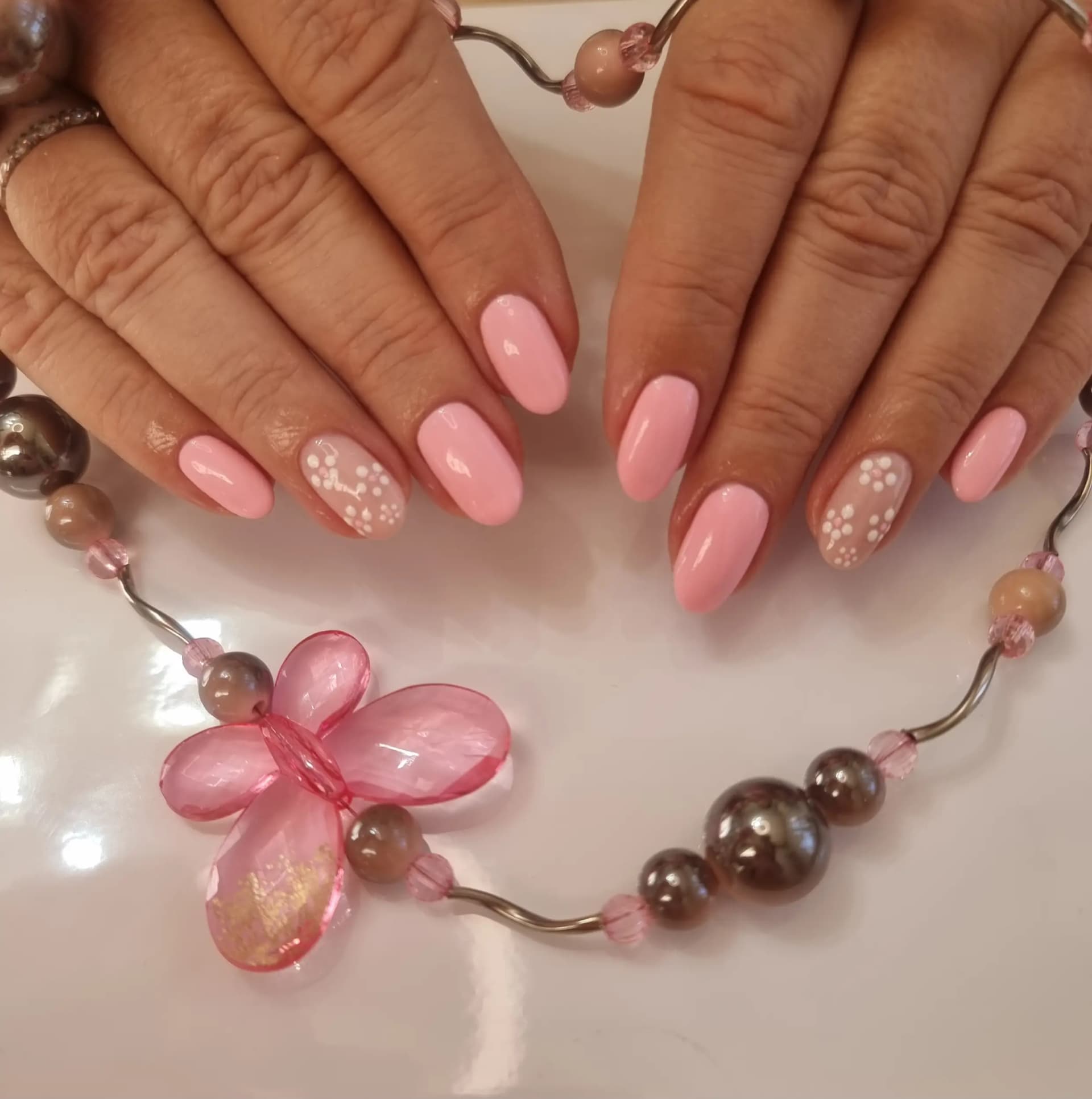 Anji nails