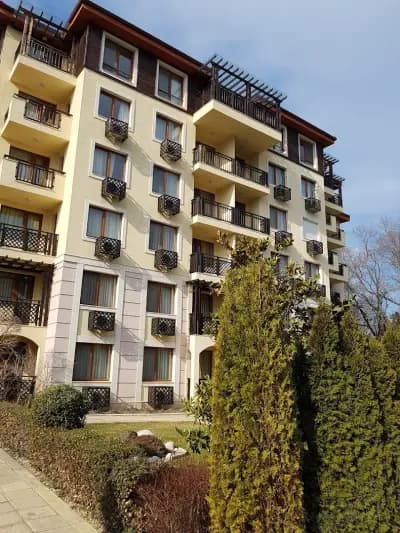 Maxi Complex