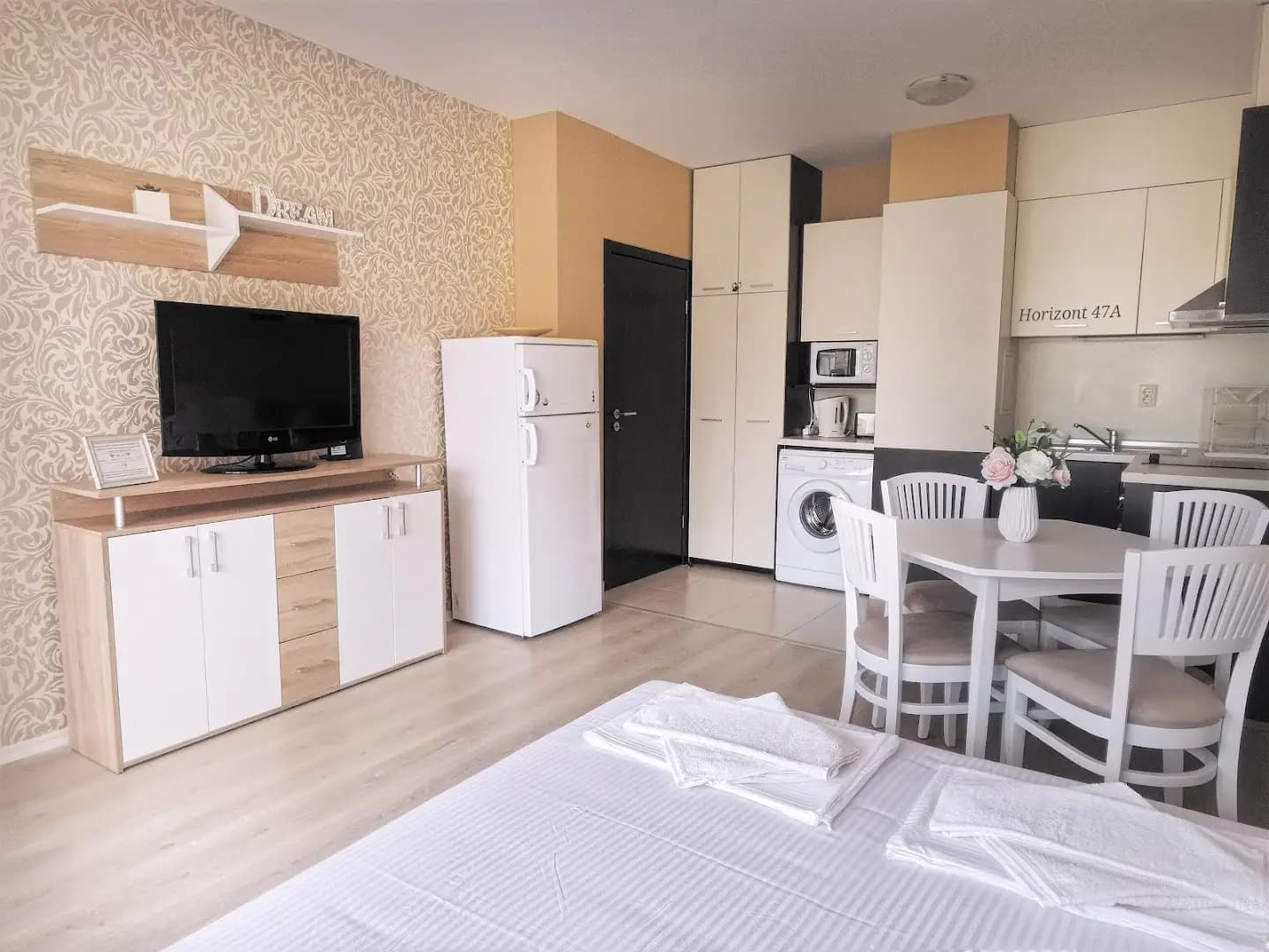 Хоризонт Апартаменти, първа линия, Созопол. Horizont Apartments