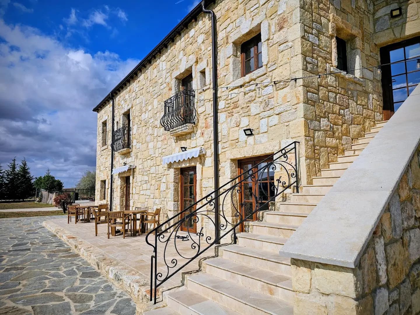 Hotel & Villas - TERIZIS Le Rocher