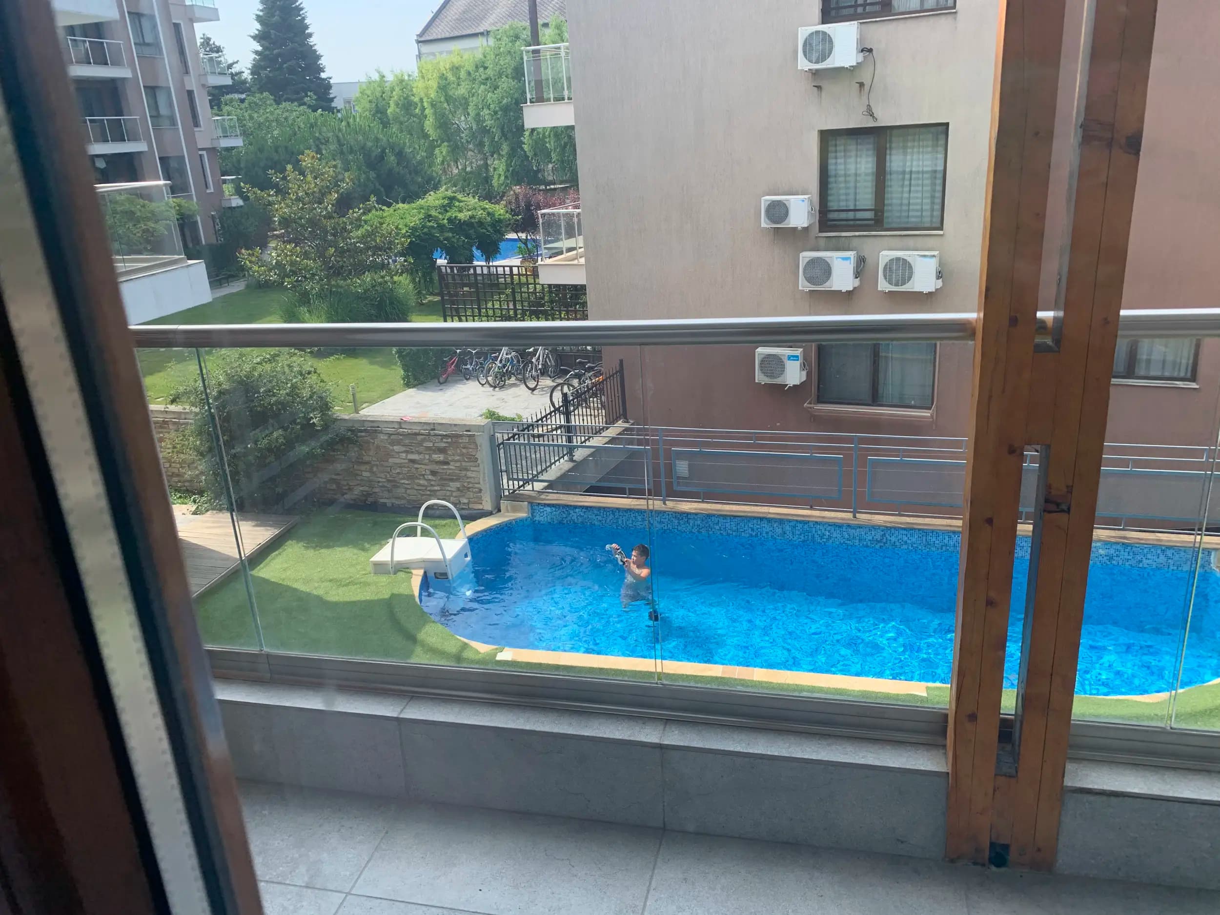 Del Sol Apartments