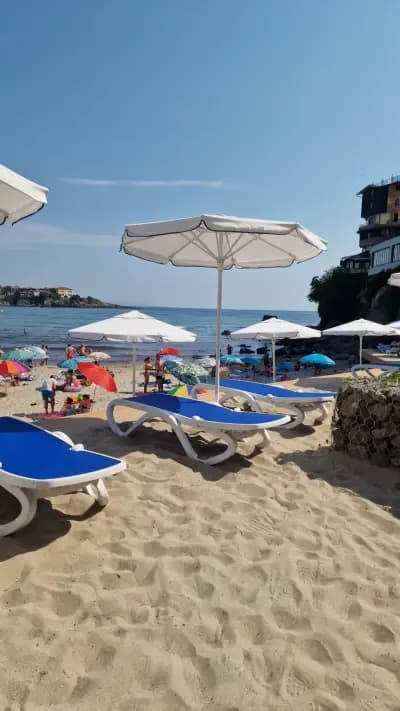 Bungalow Beach Bar