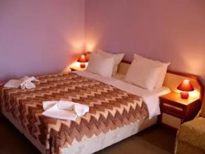 Хотел Аура / Hotel Aura