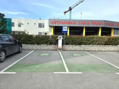 Станция за зареждане Fines
