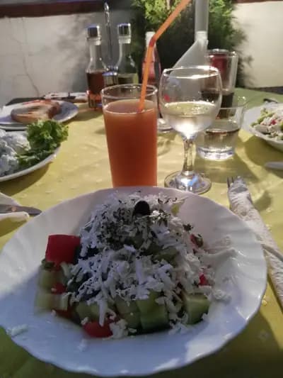 Хотел Лагуна