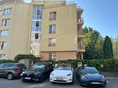 Станция за зареждане Fines