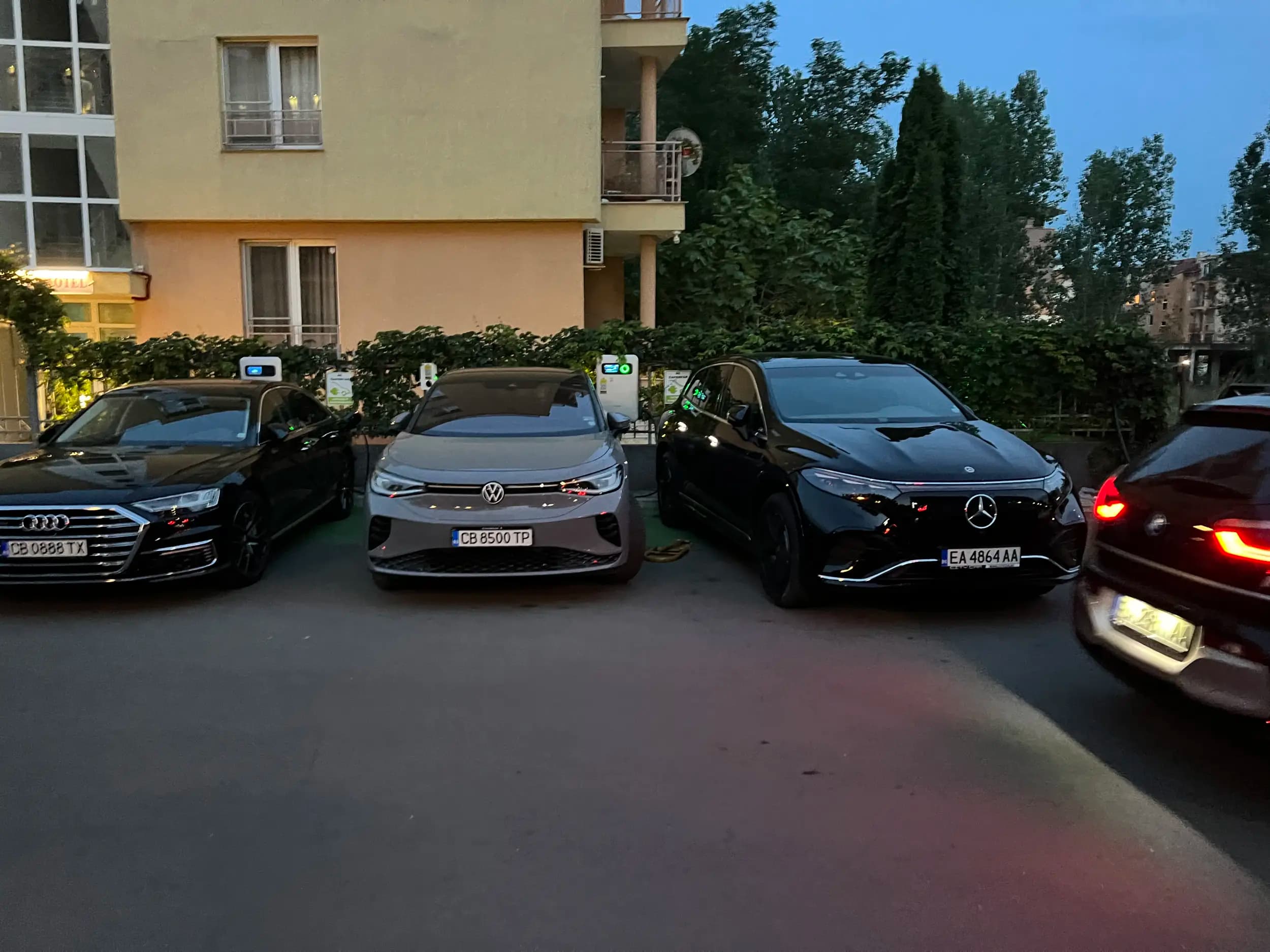 Станция за зареждане Fines