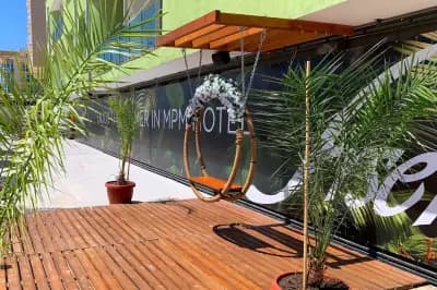 Bistro Kitchen Beach