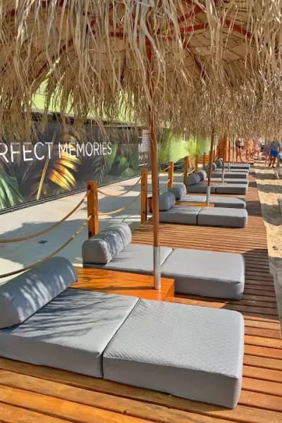 Bistro Kitchen Beach