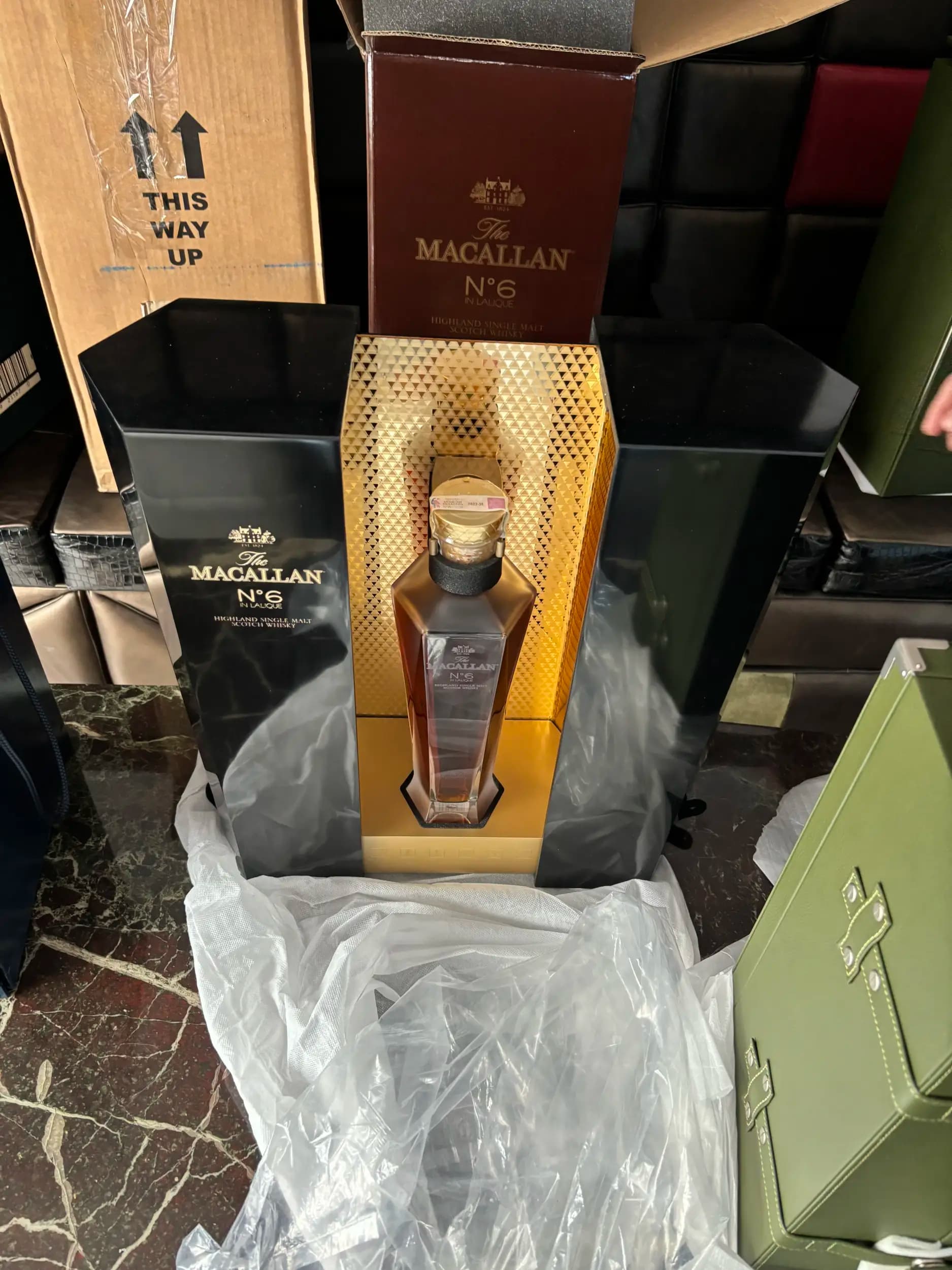 Bilyana Deluxe