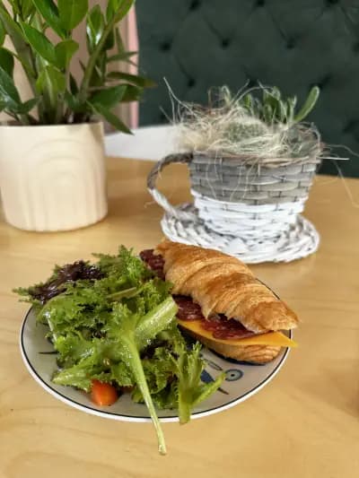 K8’s In The Garden - Tasty & Drinks