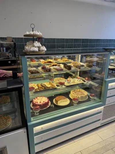 Lucky cafe