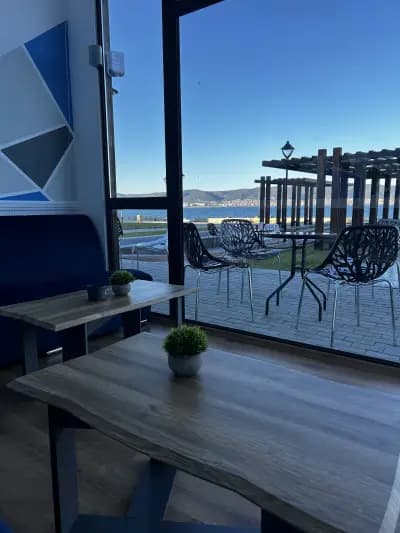 BayView - Coffee shop