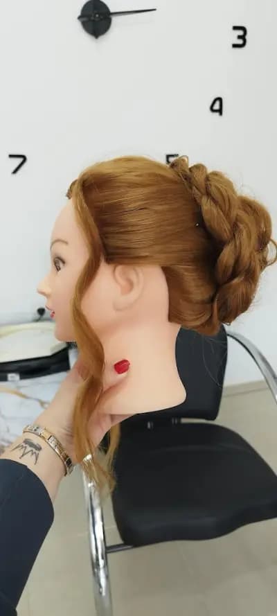 Beauty salon 13