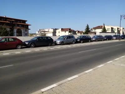 Parking Spaces For Rent / Аренда Парковки
