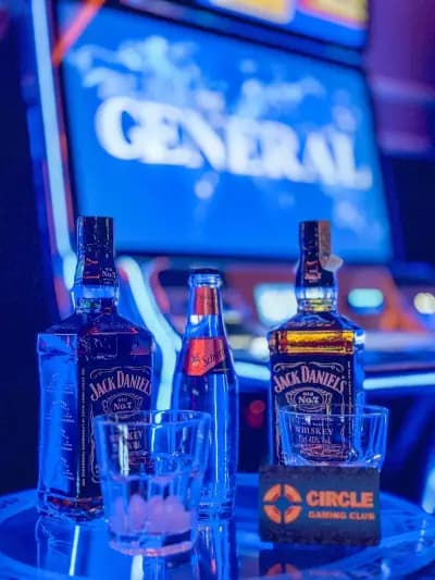 Circle gaming club