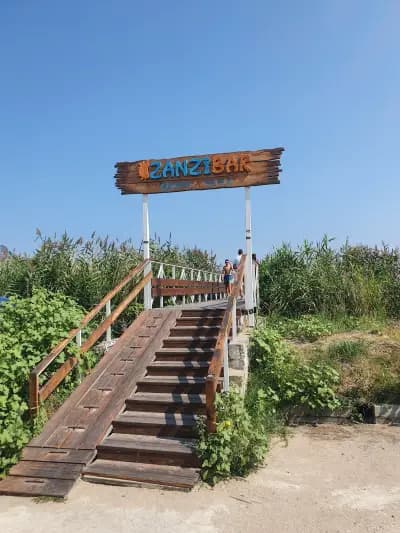 ZanziBar