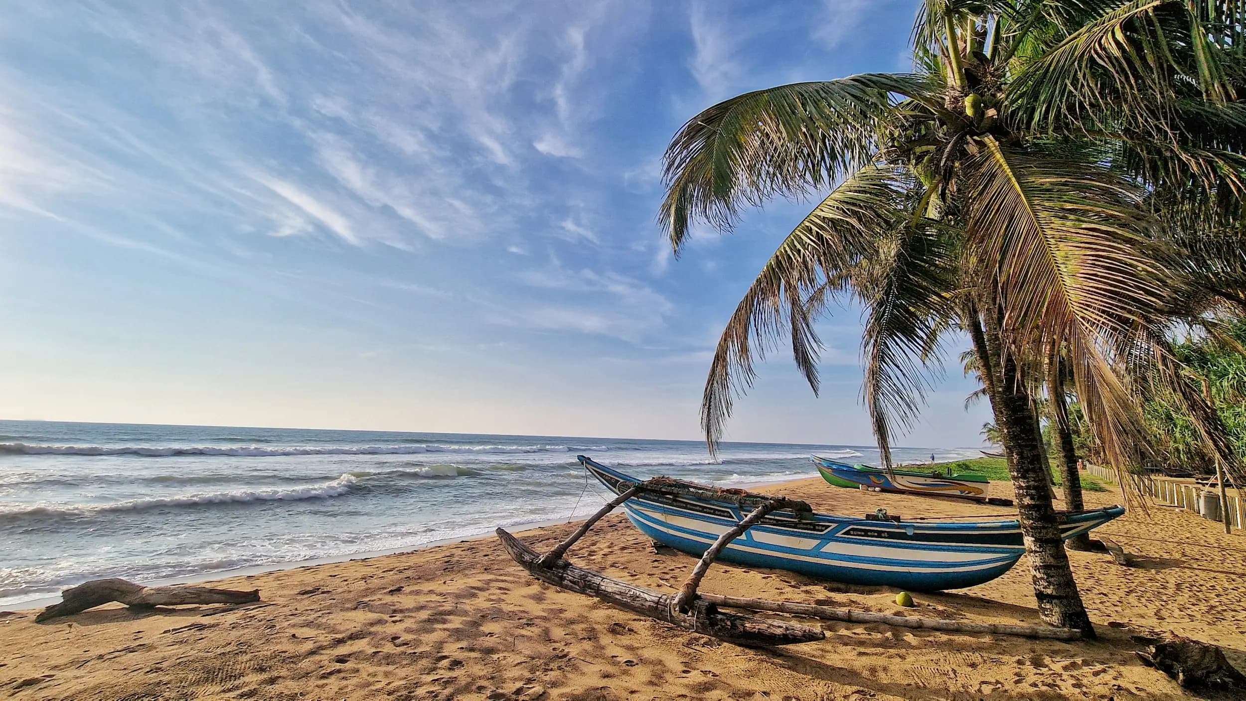 Делта Турс БГ