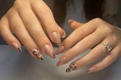 Mini Nail Studio