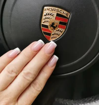 Маникюр "Rossy Style Nails"